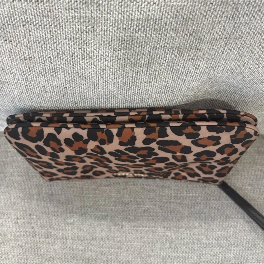 New Kate Spade Chelsea Spotted Leopard Brown Medium Wristlet